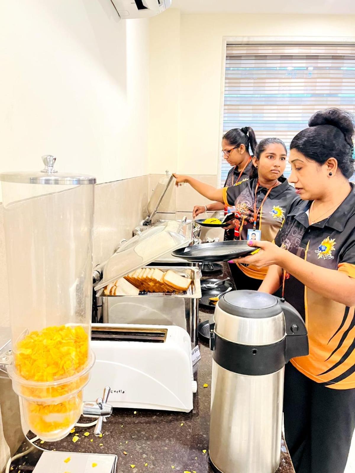 Hotel Mayda Prime Near Delhi Airport